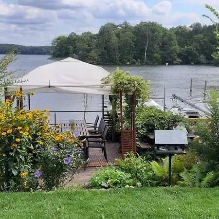 Am Lehnitzsee Guest house 3*