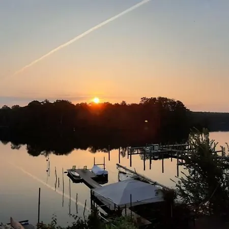 Am Lehnitzsee 3*